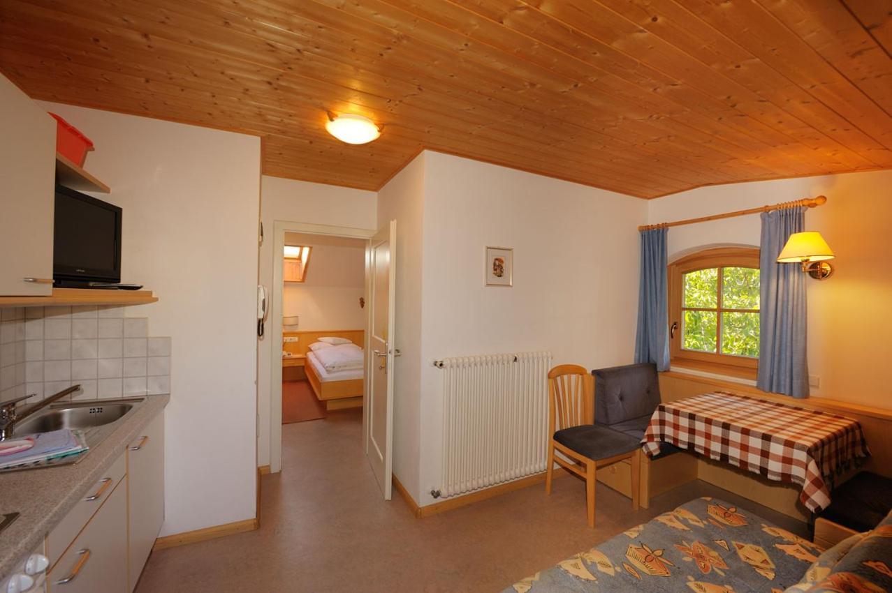 Unterdornerhof Aparthotel Lagundo Exteriör bild